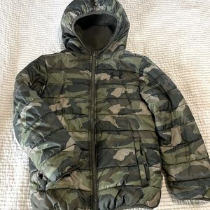 💚Boys Under Armour Storm Green Camo Puffer Jacket/Coat